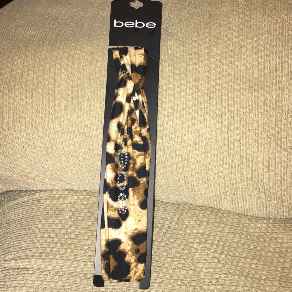 🐆NWT BEBE Leopard Print Headband 🐆